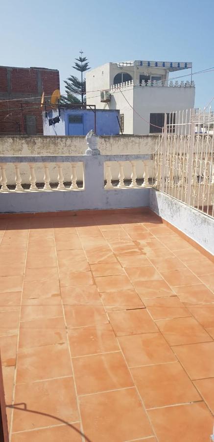Appartement 3 Eme Etage Dans La Medina Kedima Асила Екстериор снимка